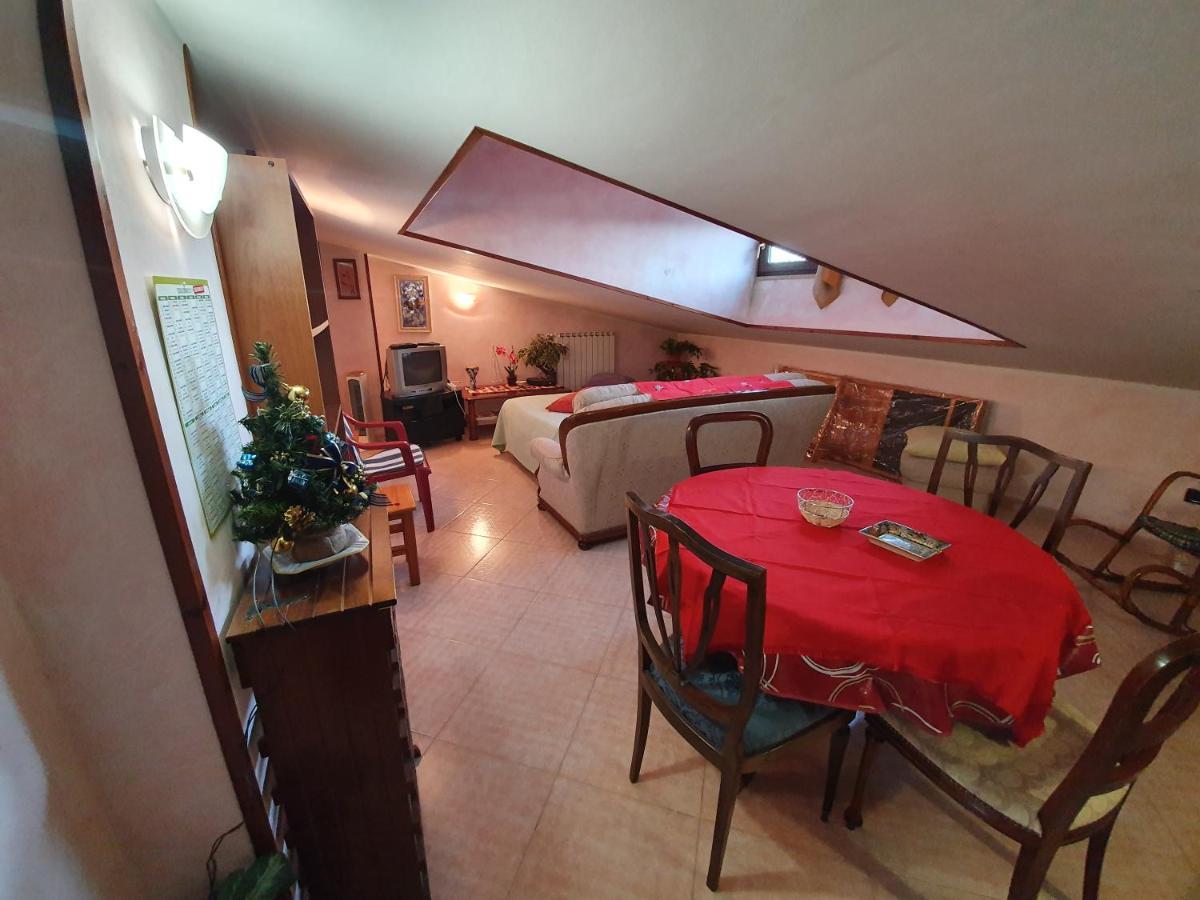 Villa Lilly'S House Castel Di Sangro Esterno foto